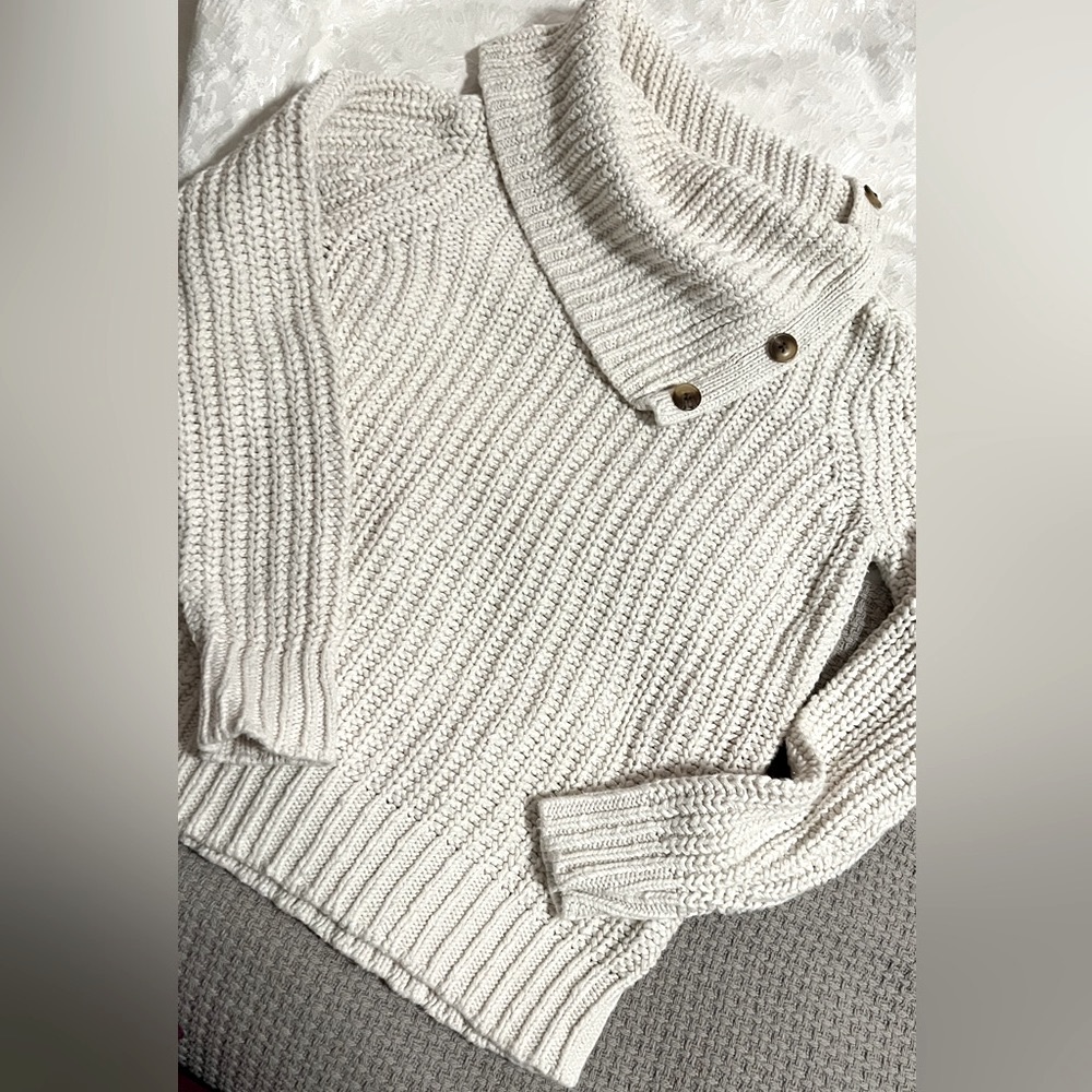 Banana Republic - XS - warm knit sweater. Loose, cowl style neck. Cream color.
